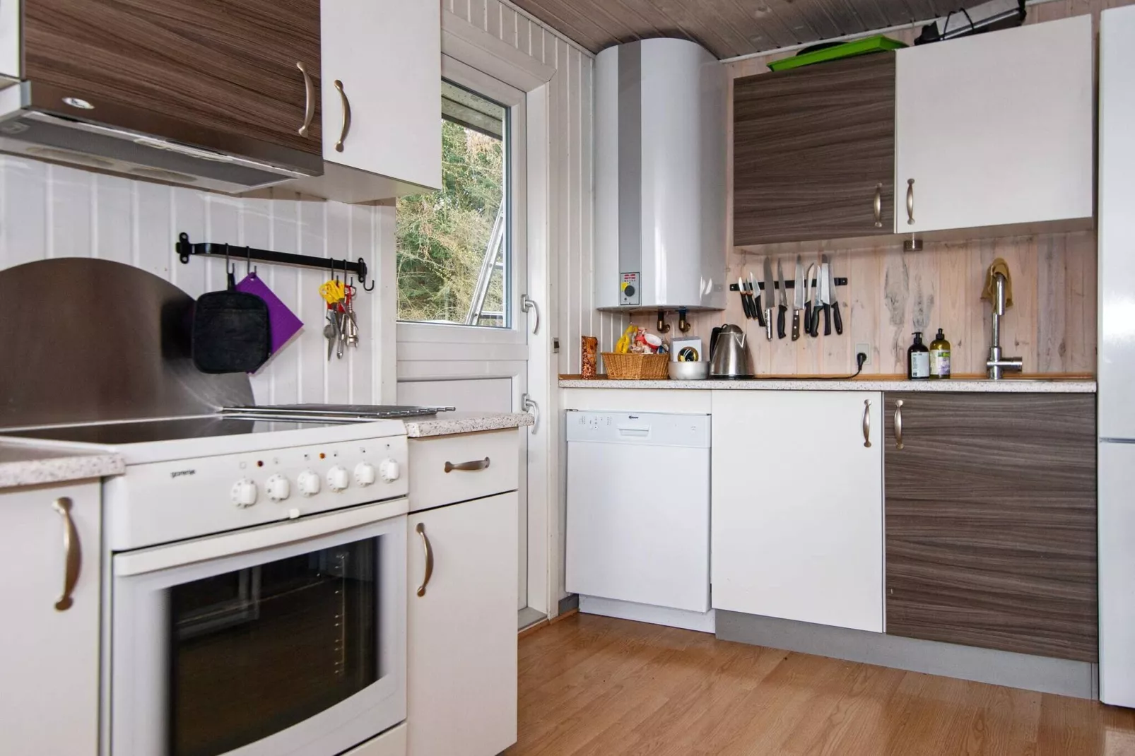 10 person holiday home in Rønde-Indoor