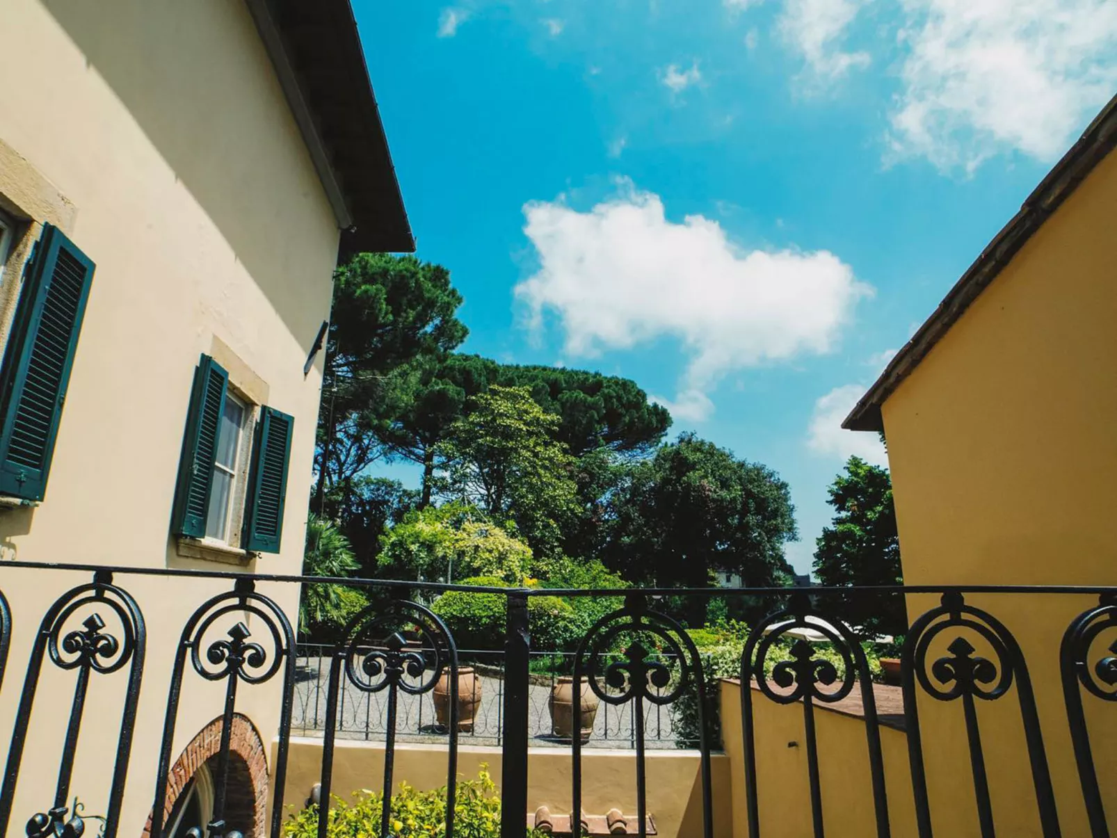 Villa La Guardia Vecchia-Draußen