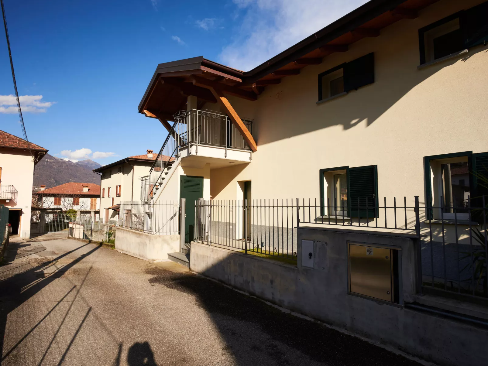 Cà Ben-Outside