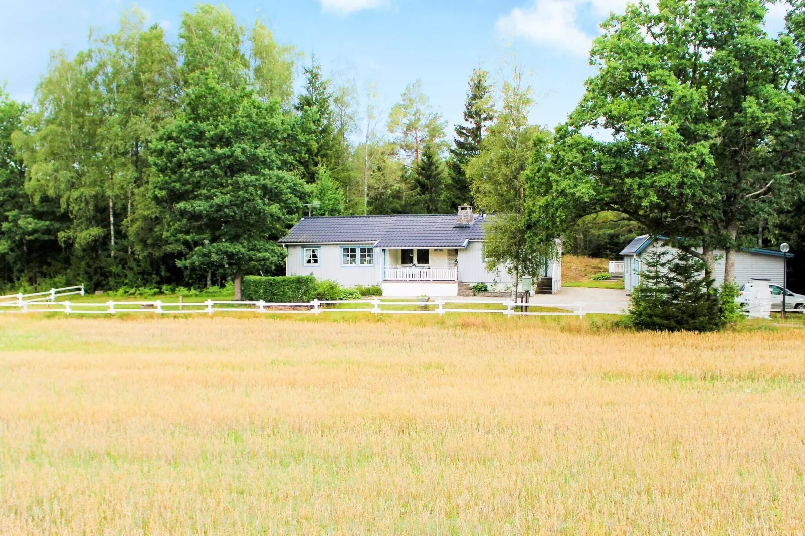 6 person holiday home in TROLLHÄTTAN-Outdoor