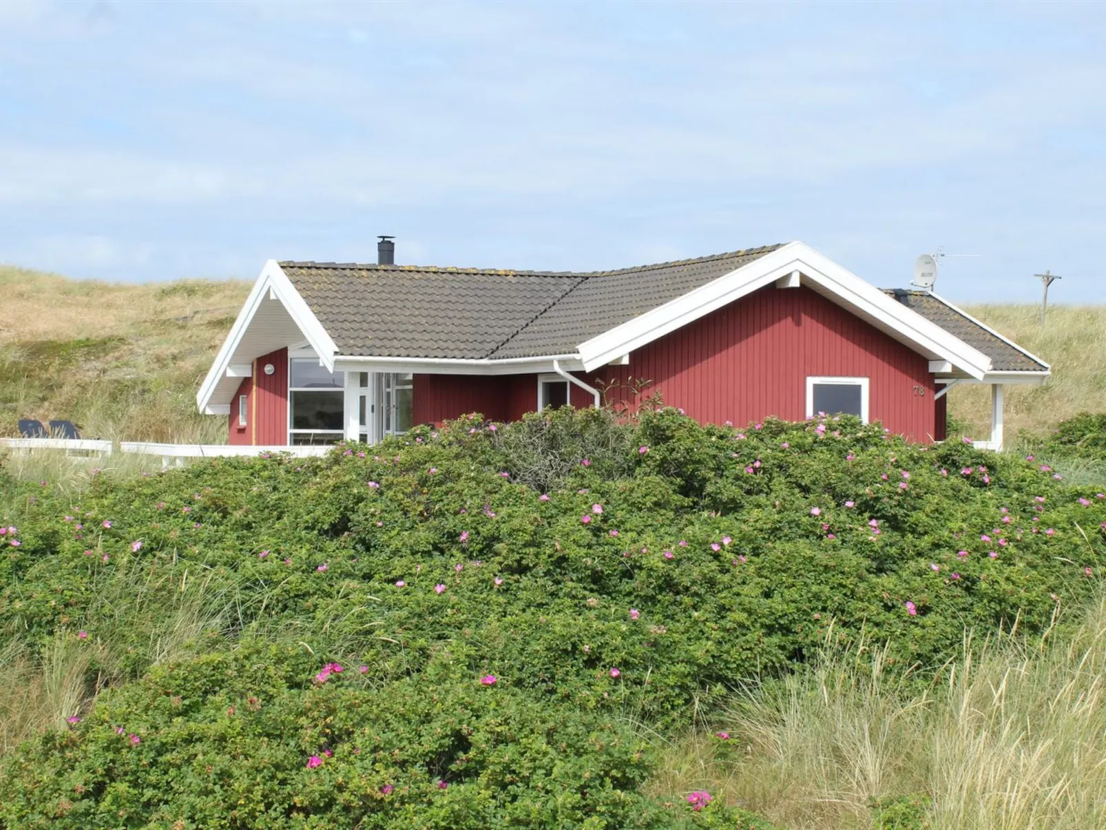 "Emelie" - 200m from the sea-Outside