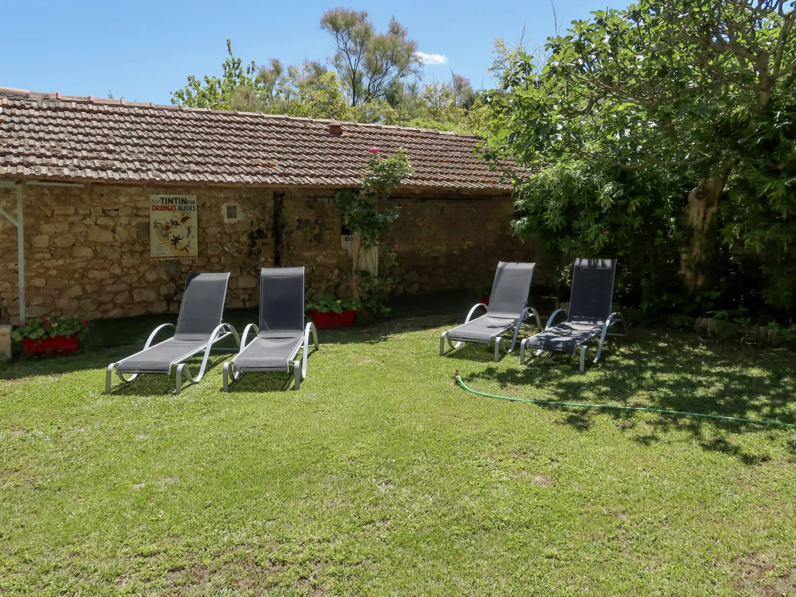 Bastide du 19ième-Outside