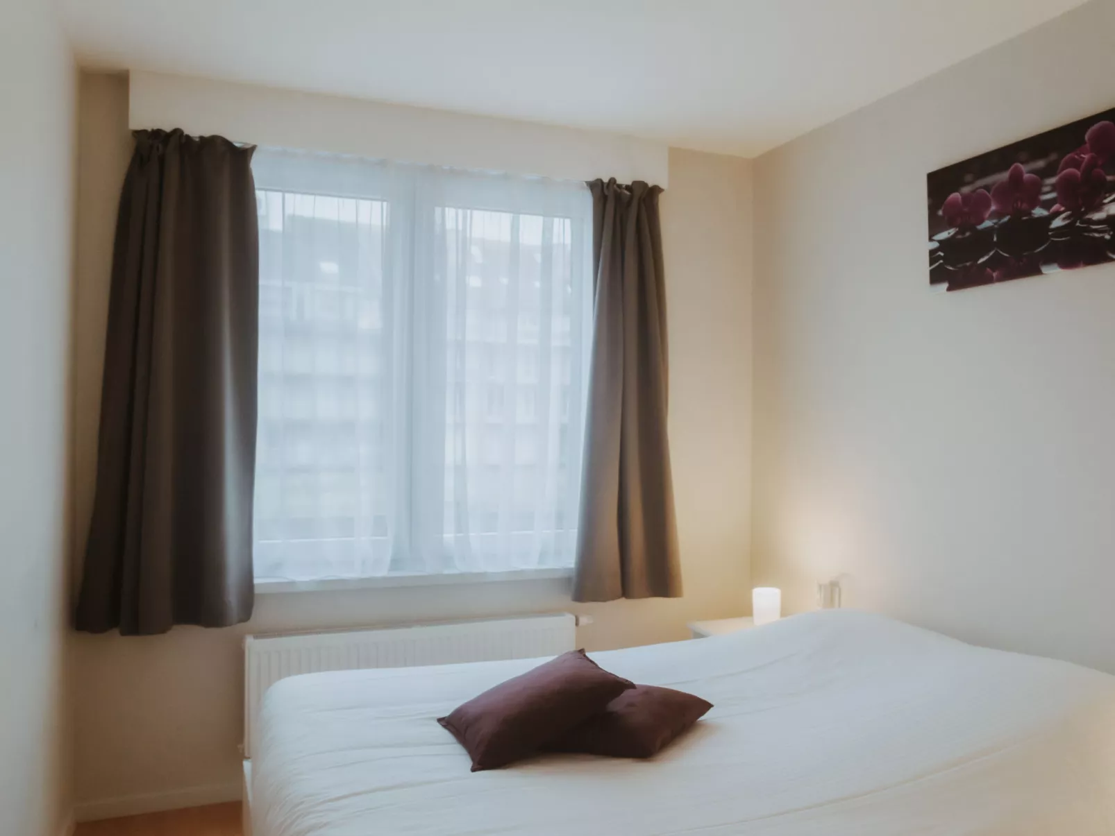 Ruzette Beach with parking-Inside