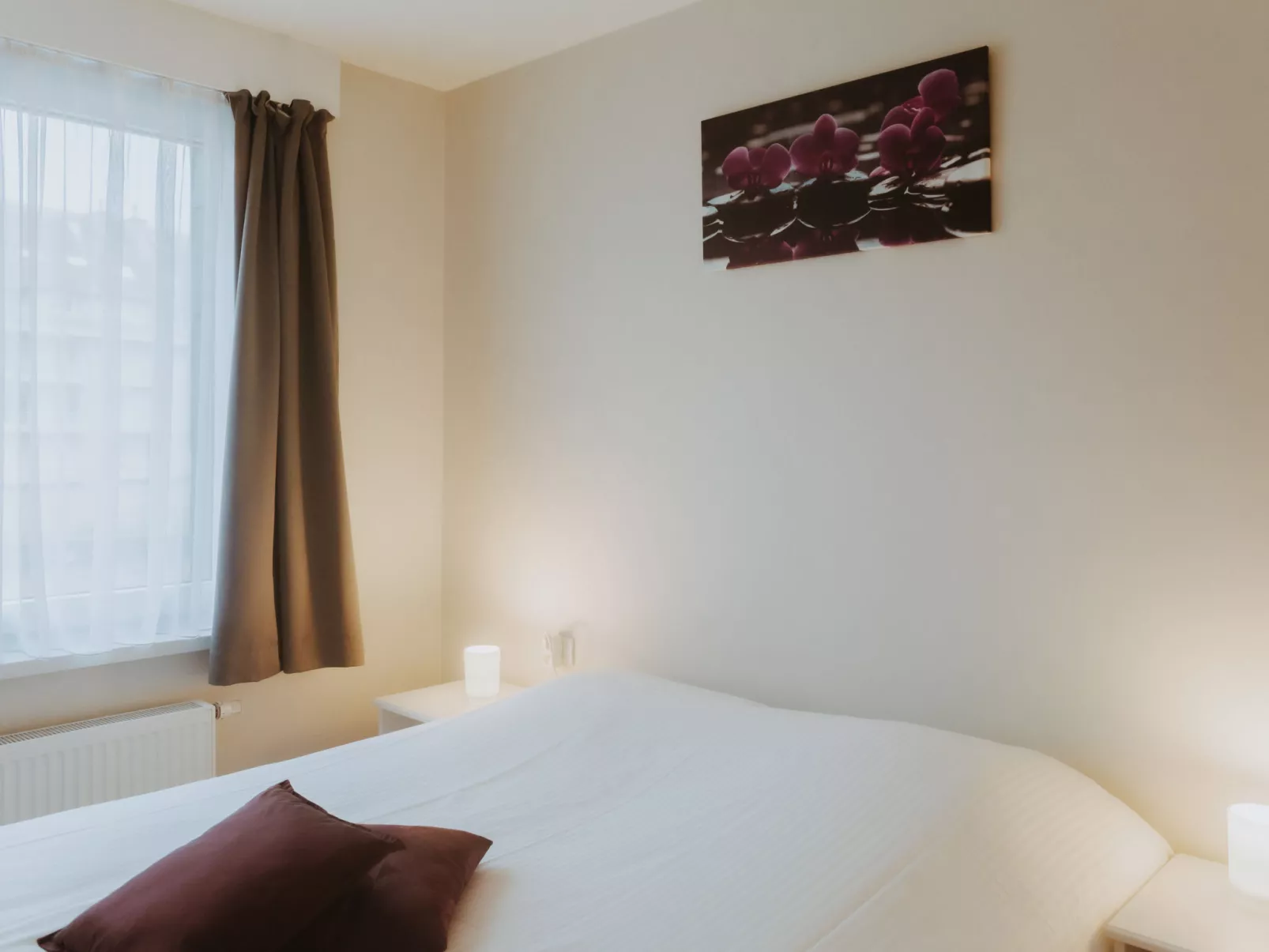 Ruzette Beach with parking-Inside