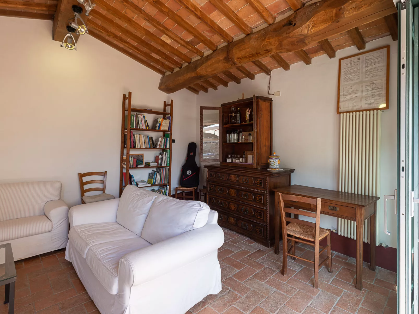 Podere Vignali-Inside