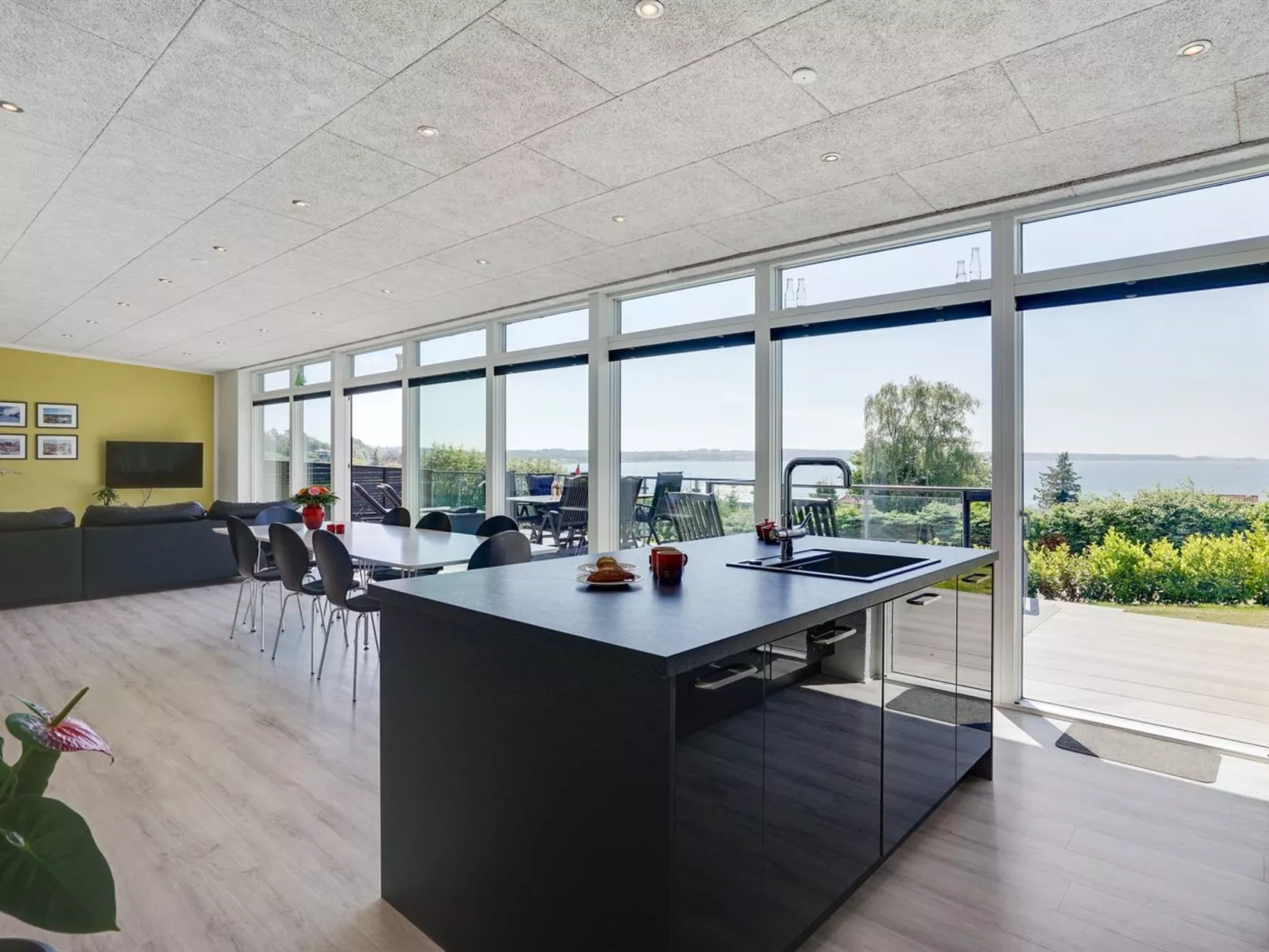 "Jadara" - 200m from the sea-Inside