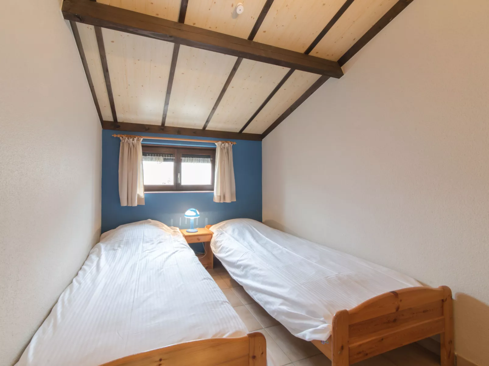 Polderhuis nr.142-Inside