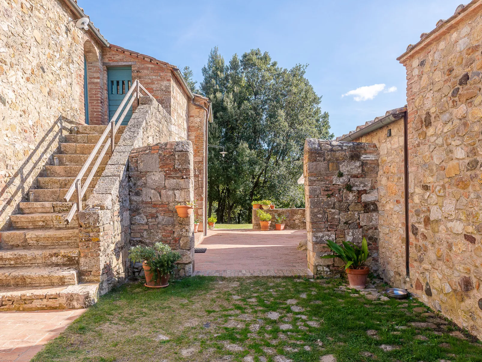 Podere Vignali-Outside