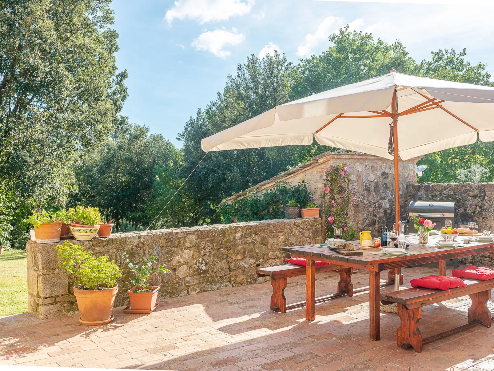 Podere Vignali-Outside