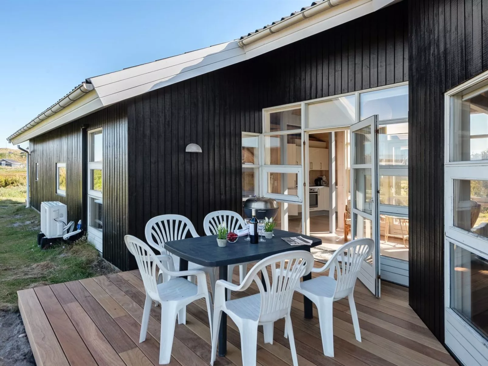 "Janni" - 250m from the sea-Inside