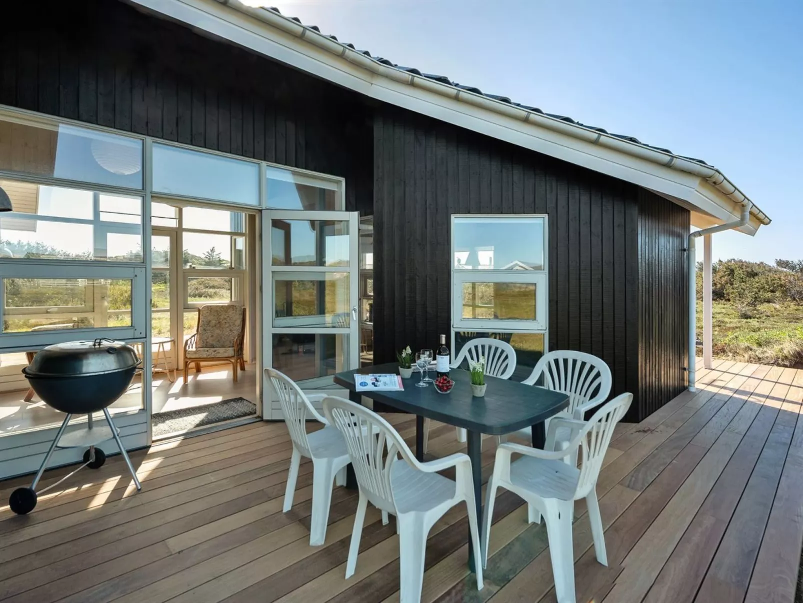 "Janni" - 250m from the sea-Outside