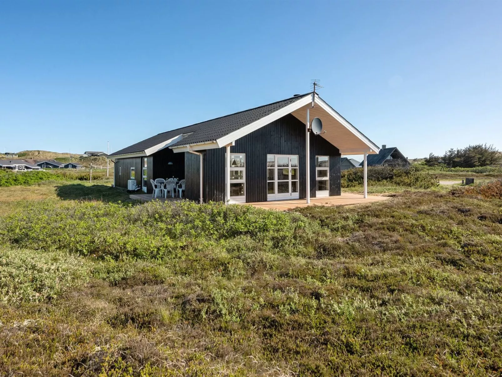 "Janni" - 250m from the sea-Outside