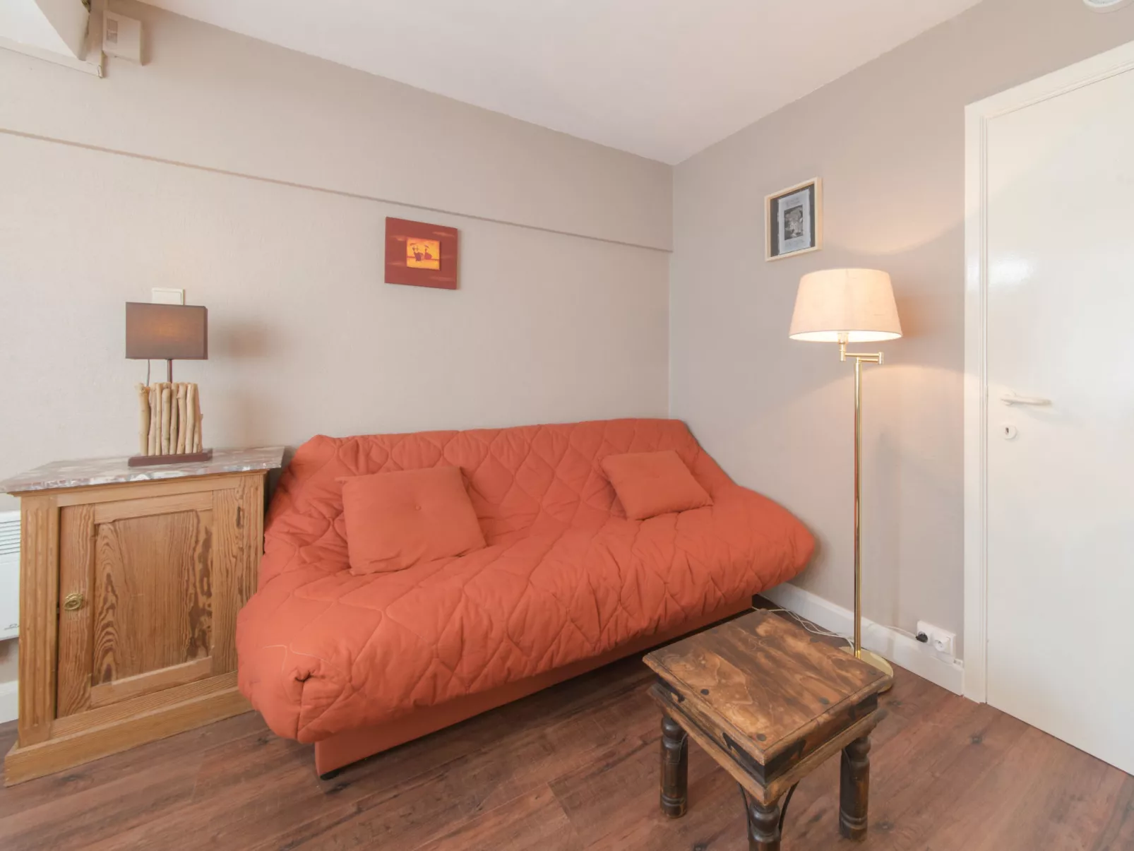 Orchidee 002 - cozy app on ground floor-Drinnen