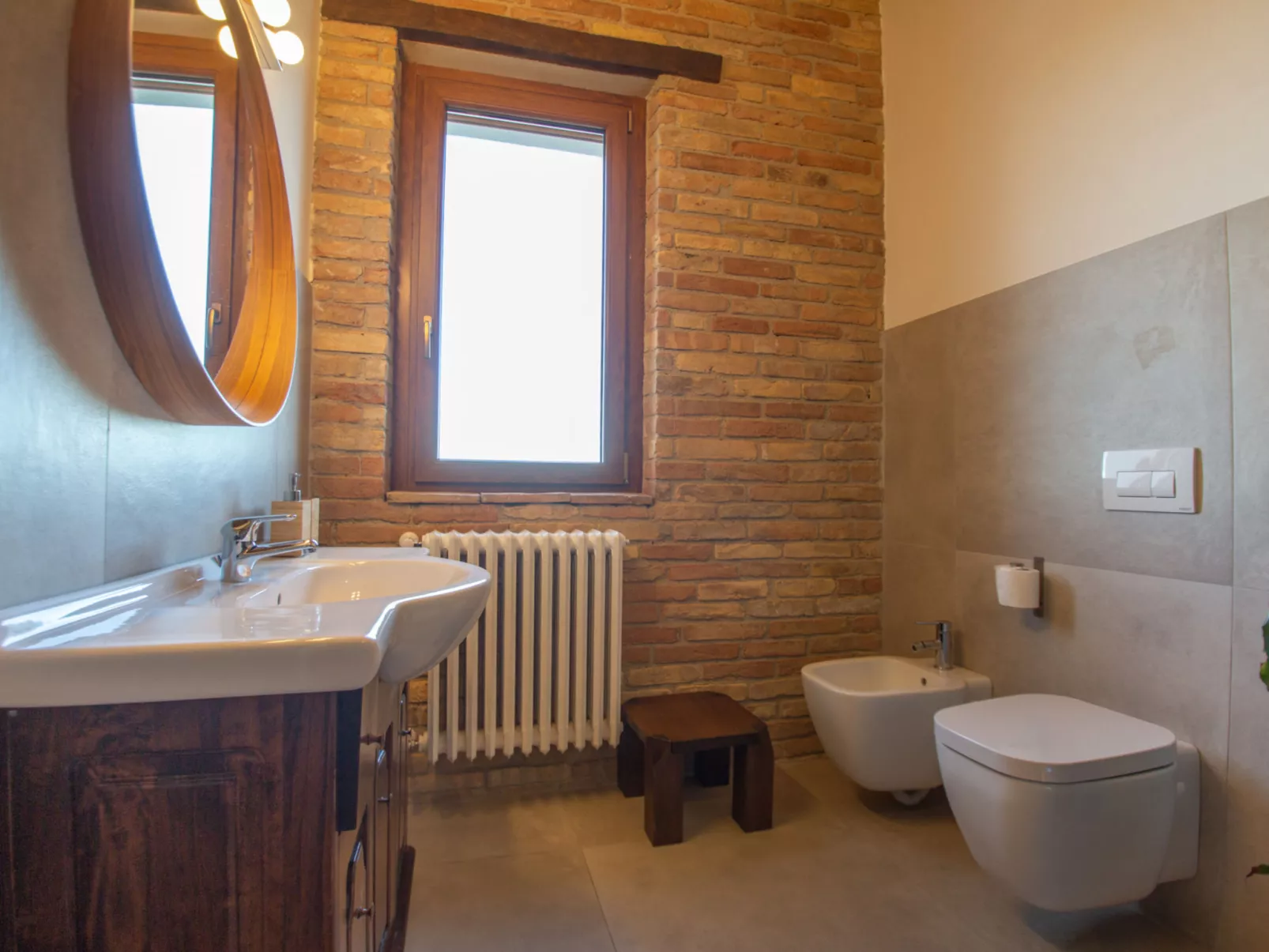 Casale Vincenzo-Inside
