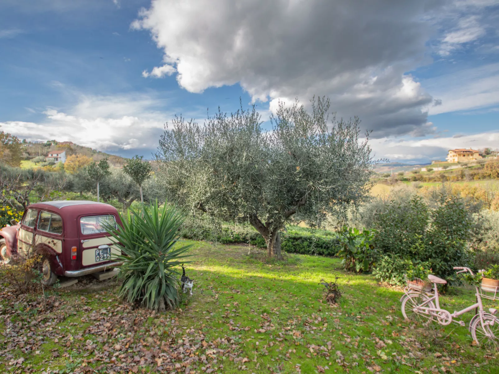 Casale Vincenzo-Outside