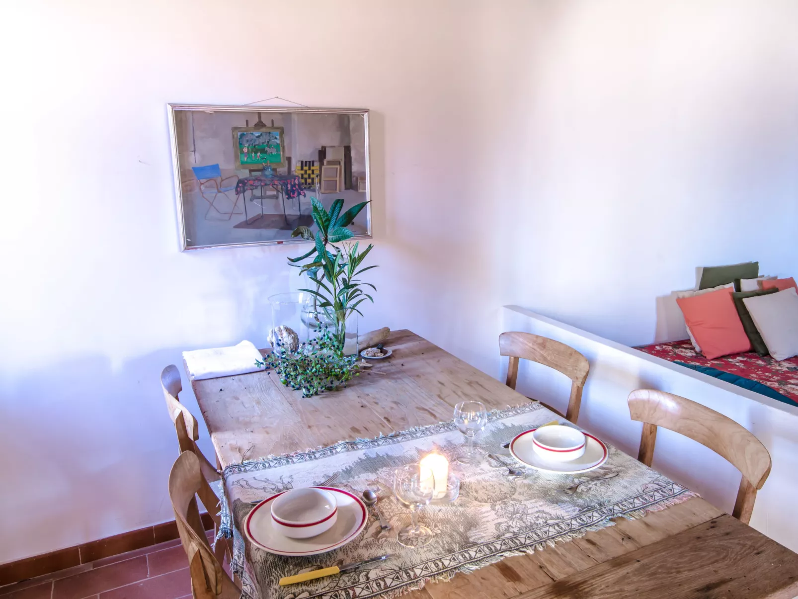 Borgo-Inside