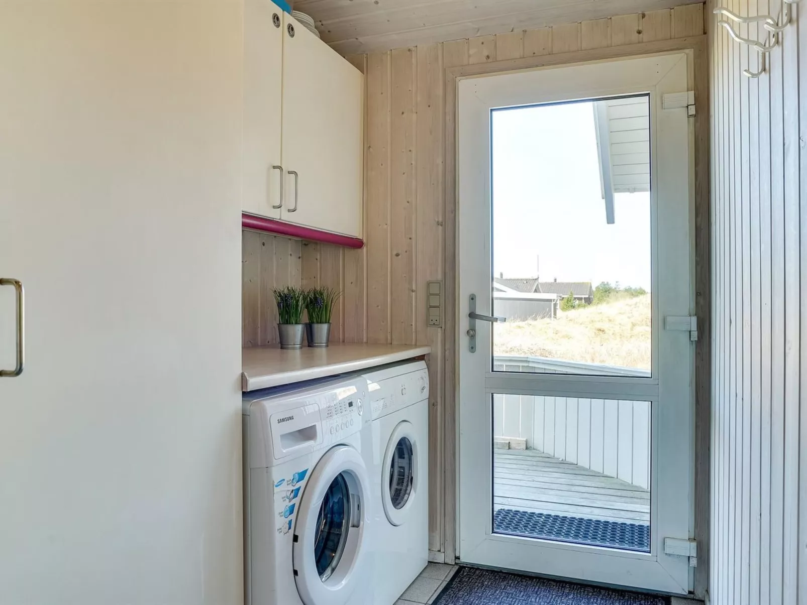 "Zoya" - 900m from the sea-Inside