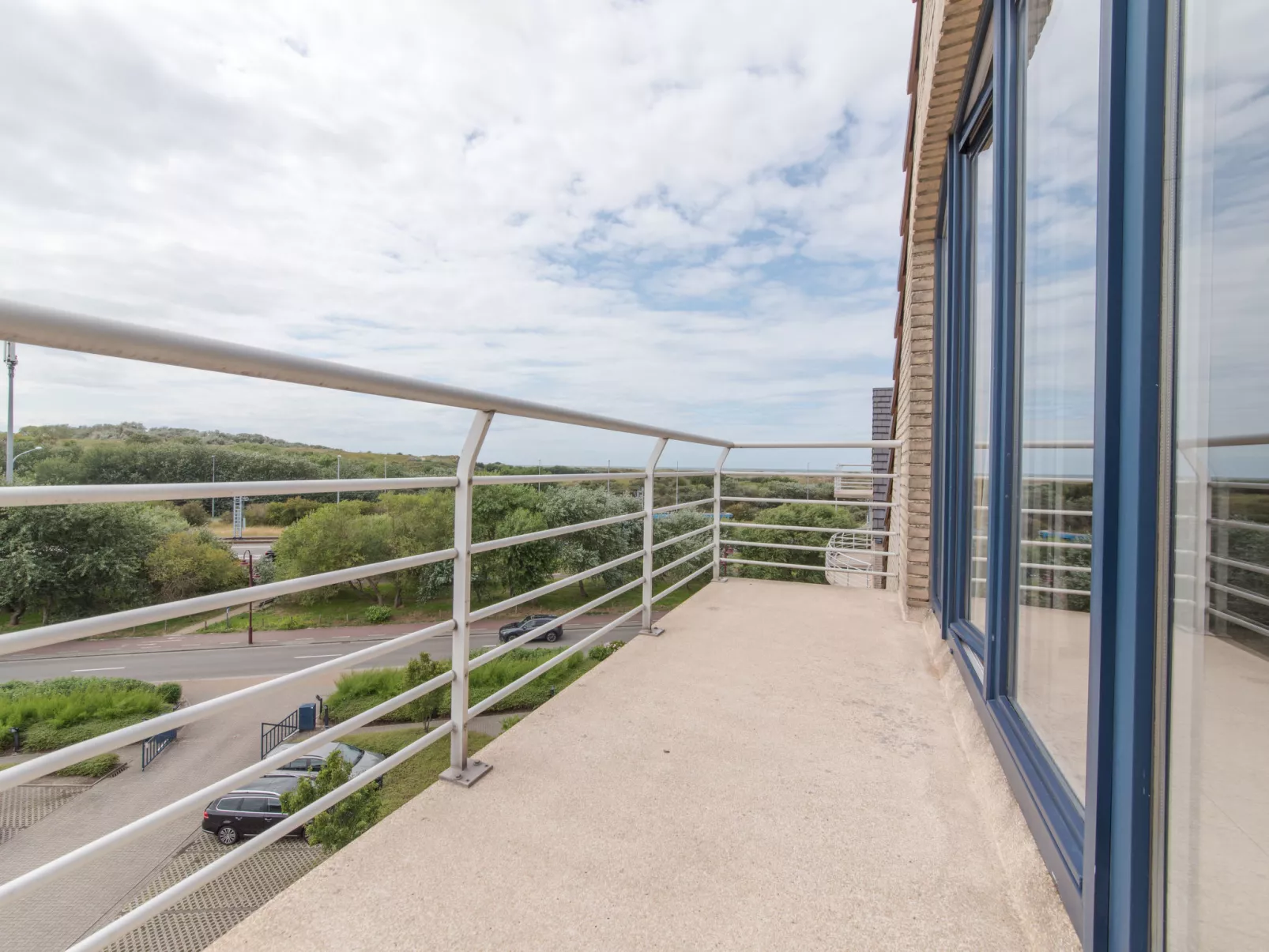 Goldsands II 402 Top floor with parking-Outside