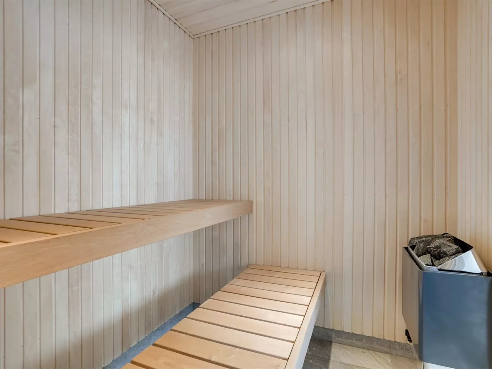 "Ambra" - 950m from the sea-Inside