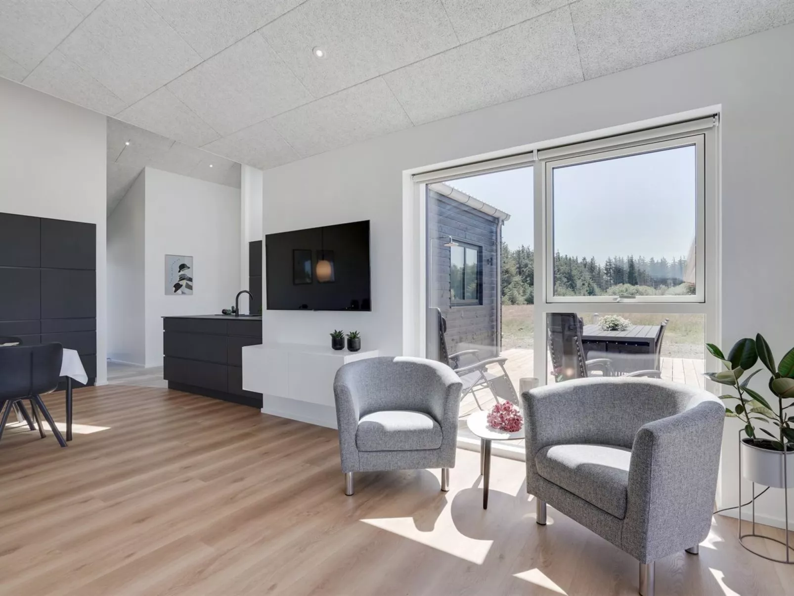 "Ambra" - 950m from the sea-Inside