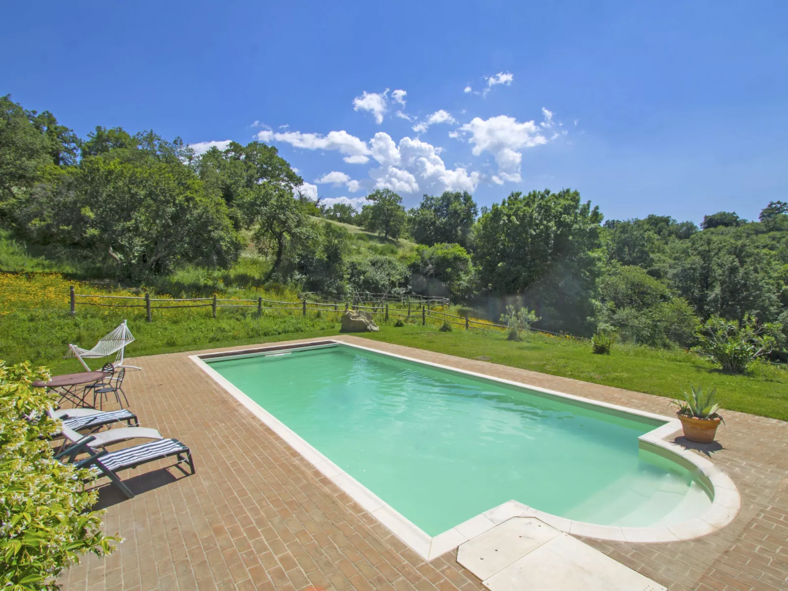 Casalini-Outside