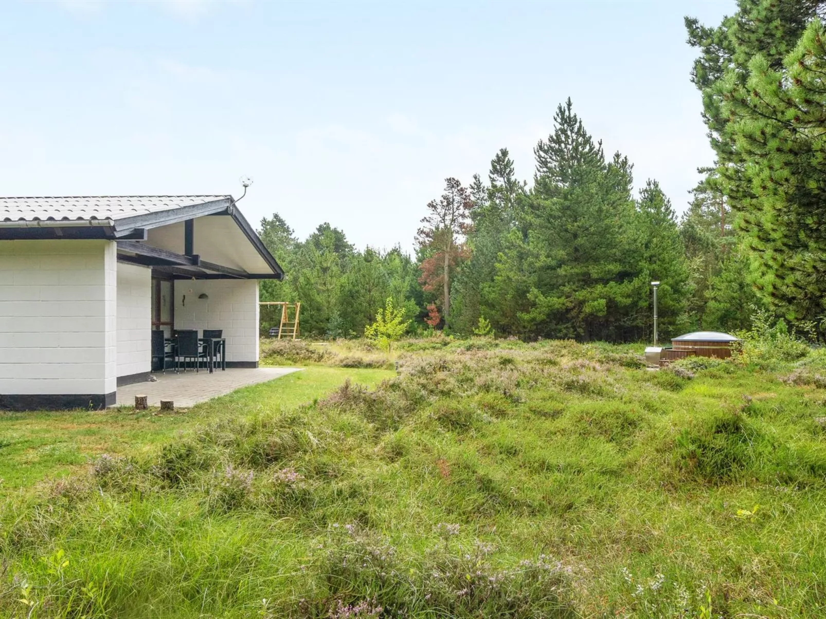 "Nila" - 750m from the sea-Outside