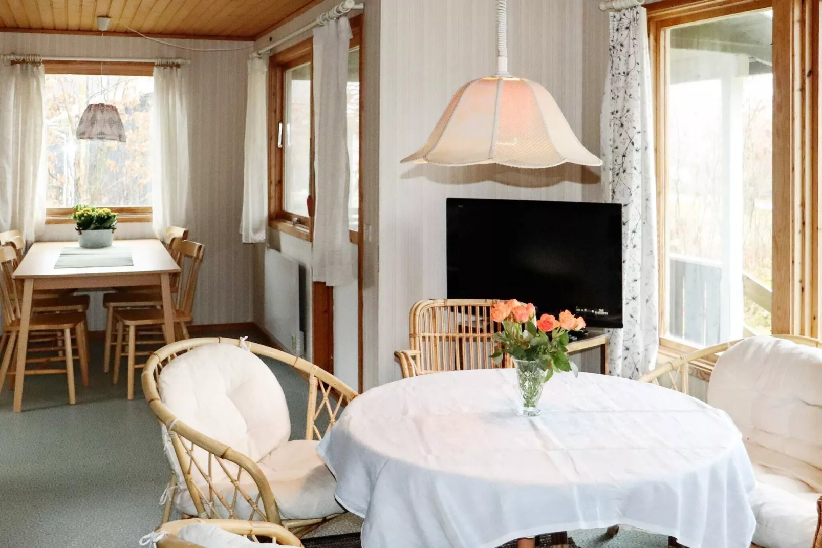 4 person holiday home in Heberg-Indoor