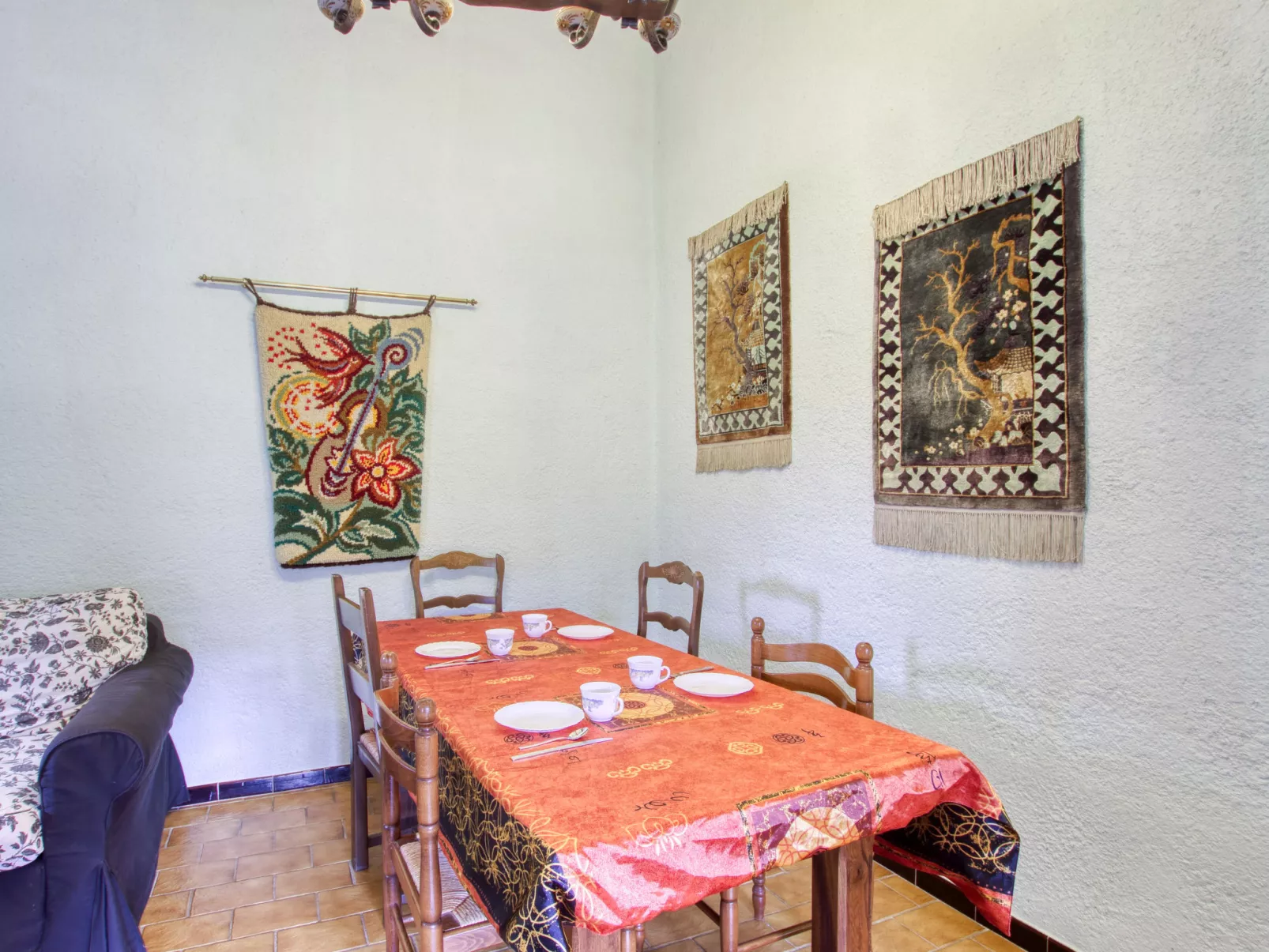Le Hameau des Launes-Inside