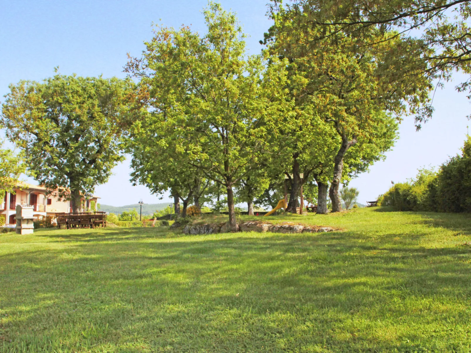 Oak-Outside