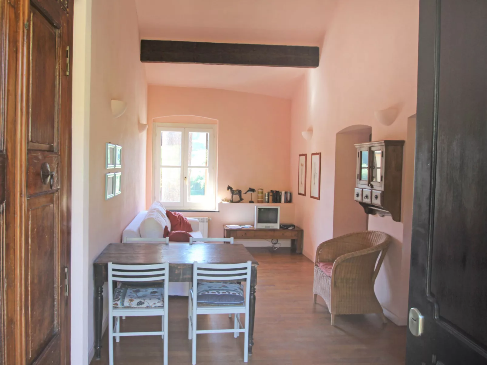 Casa della Dalcisa-Inside