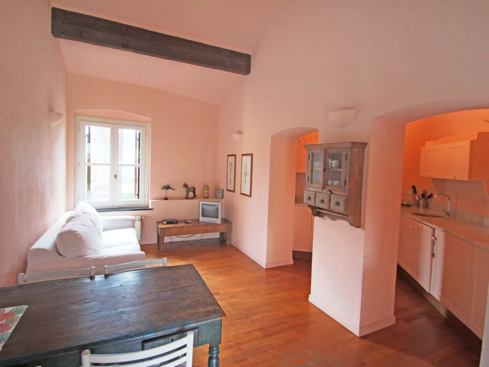 Casa della Dalcisa-Inside