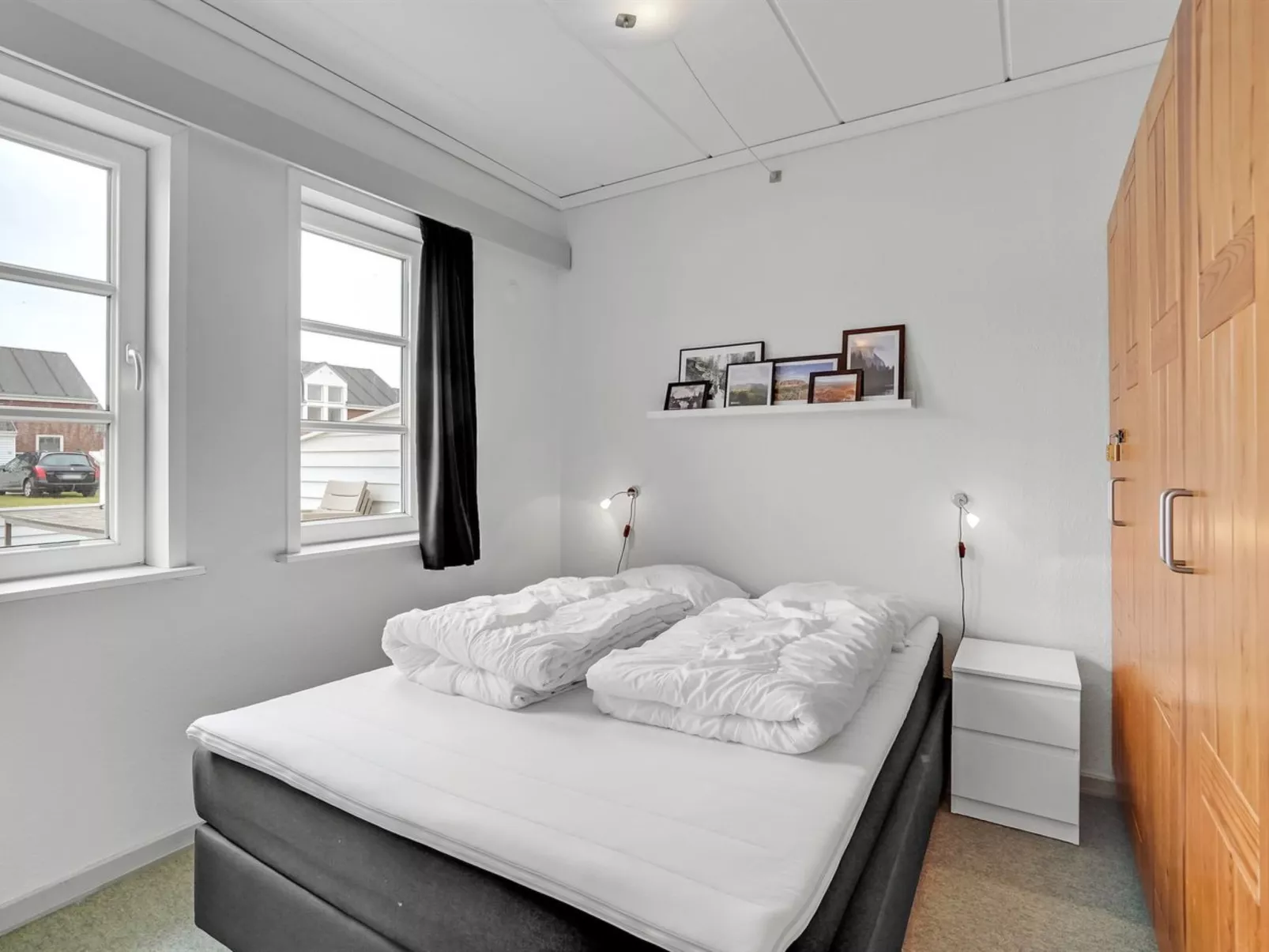 "Efraima" - 1.7km from the sea-Inside