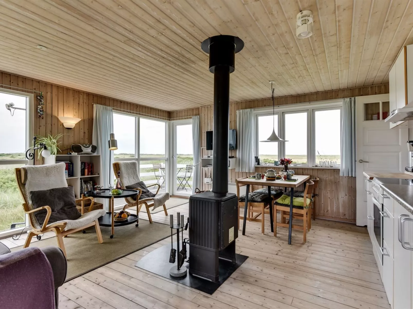 "Blomma" - 350m from the sea-Inside