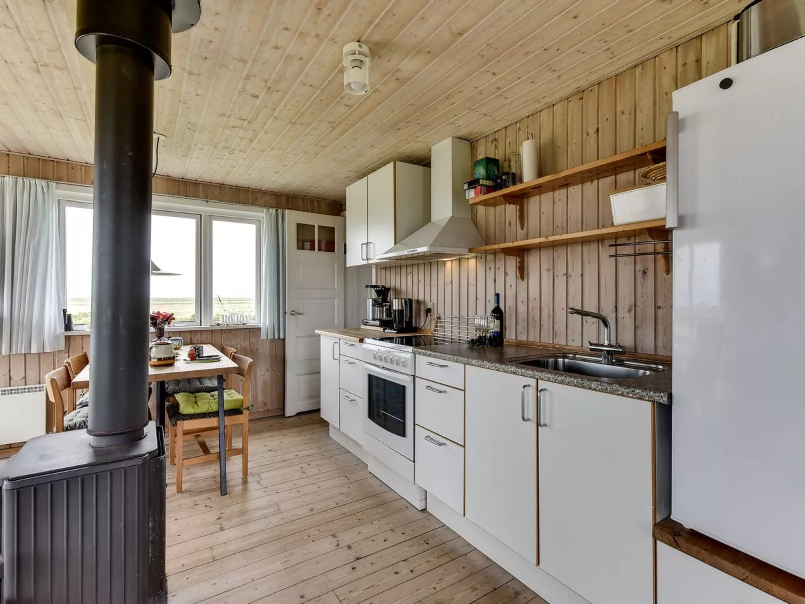 "Blomma" - 350m from the sea-Inside