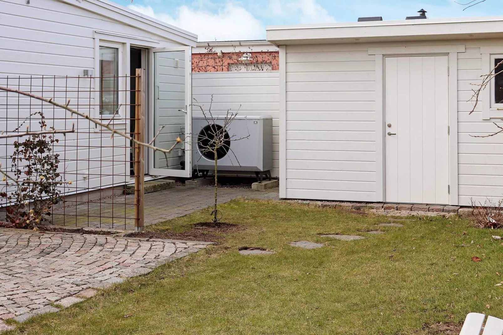 3 person holiday home in FALKENBERG-Outdoor