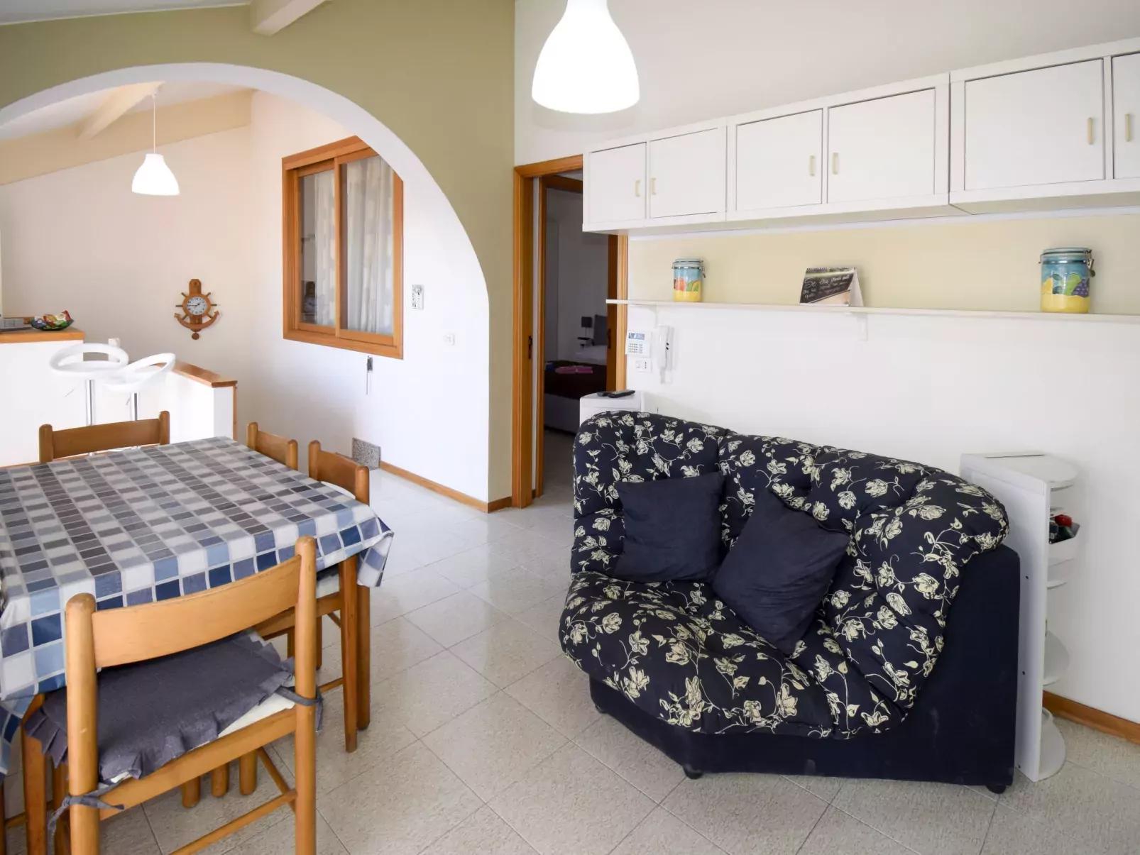 New Etna view-Inside