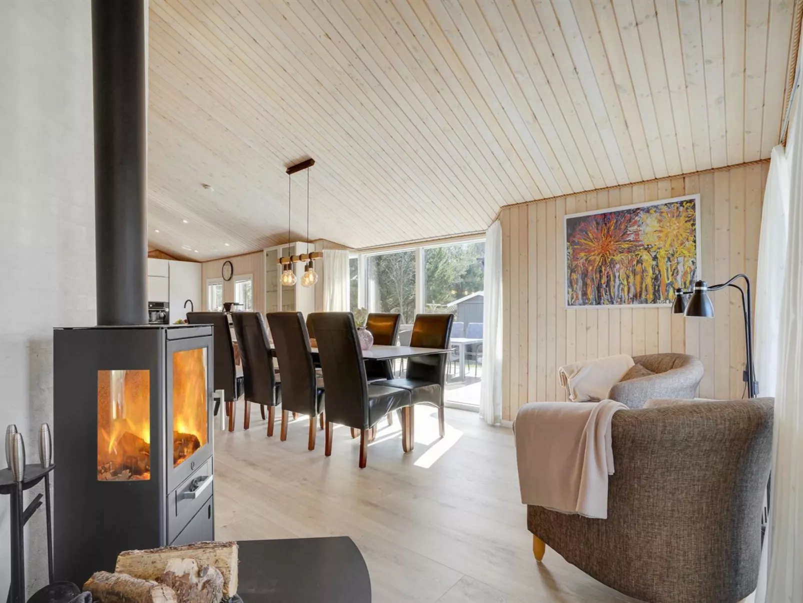 "Sighbiorn" - 950m from the sea-Inside