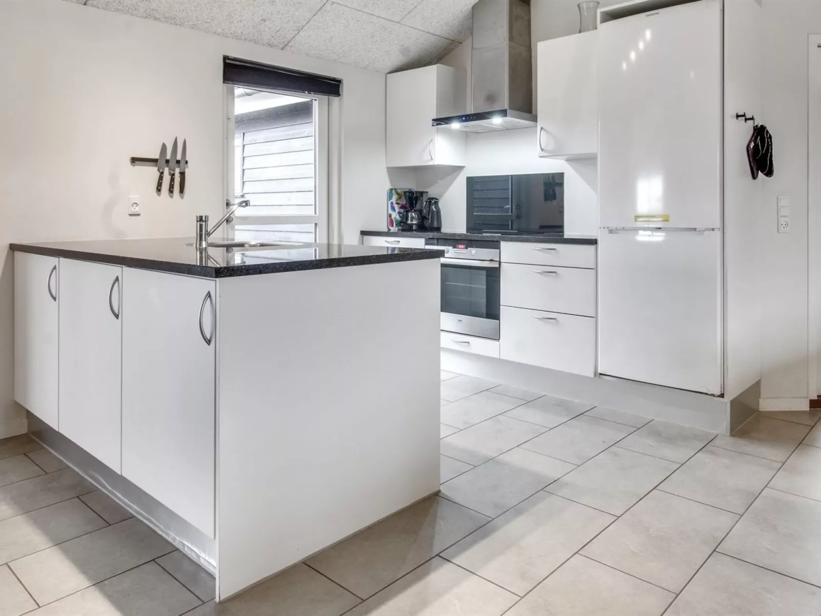 "Clea" - 200m from the sea-Inside