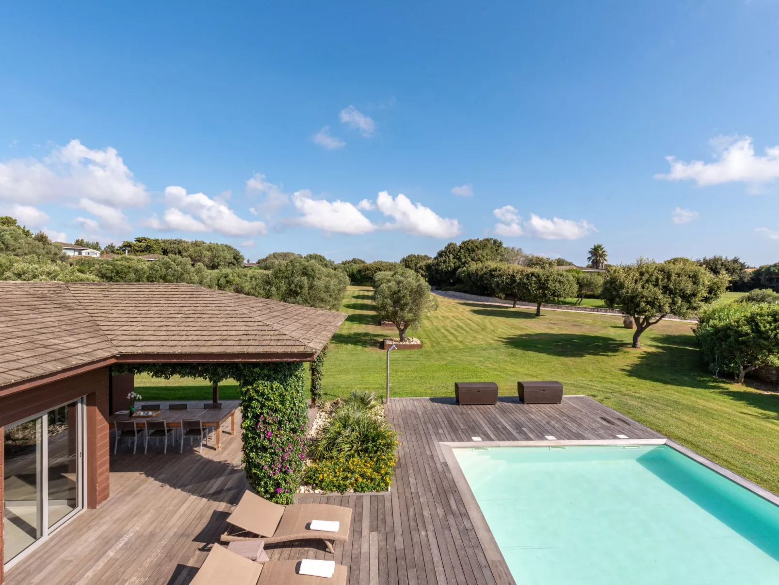 Villa Lavezzi-Outside