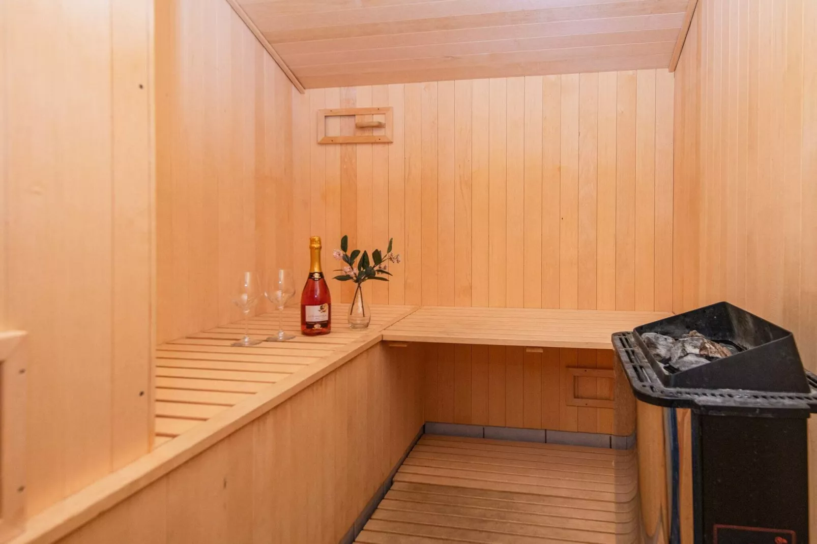 8 person holiday home in Juelsminde-Sauna