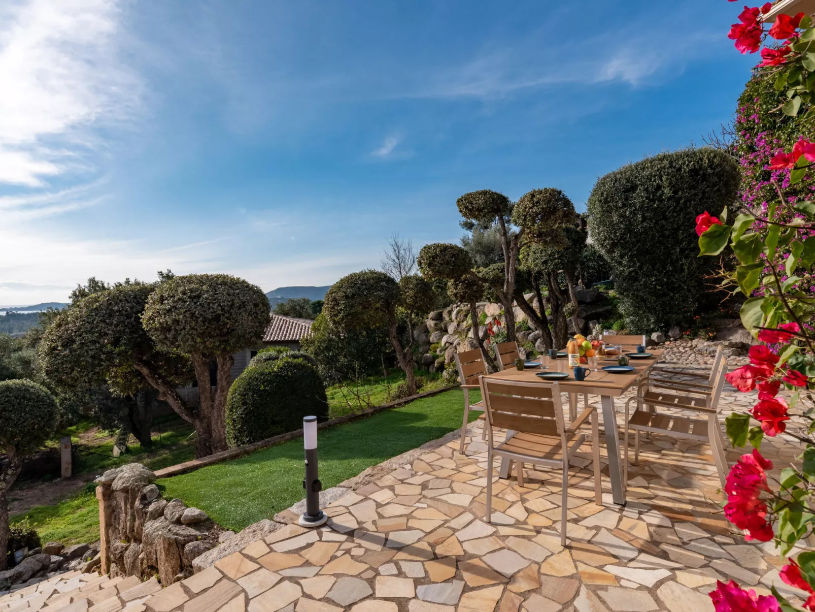Villa Sognu-Outside