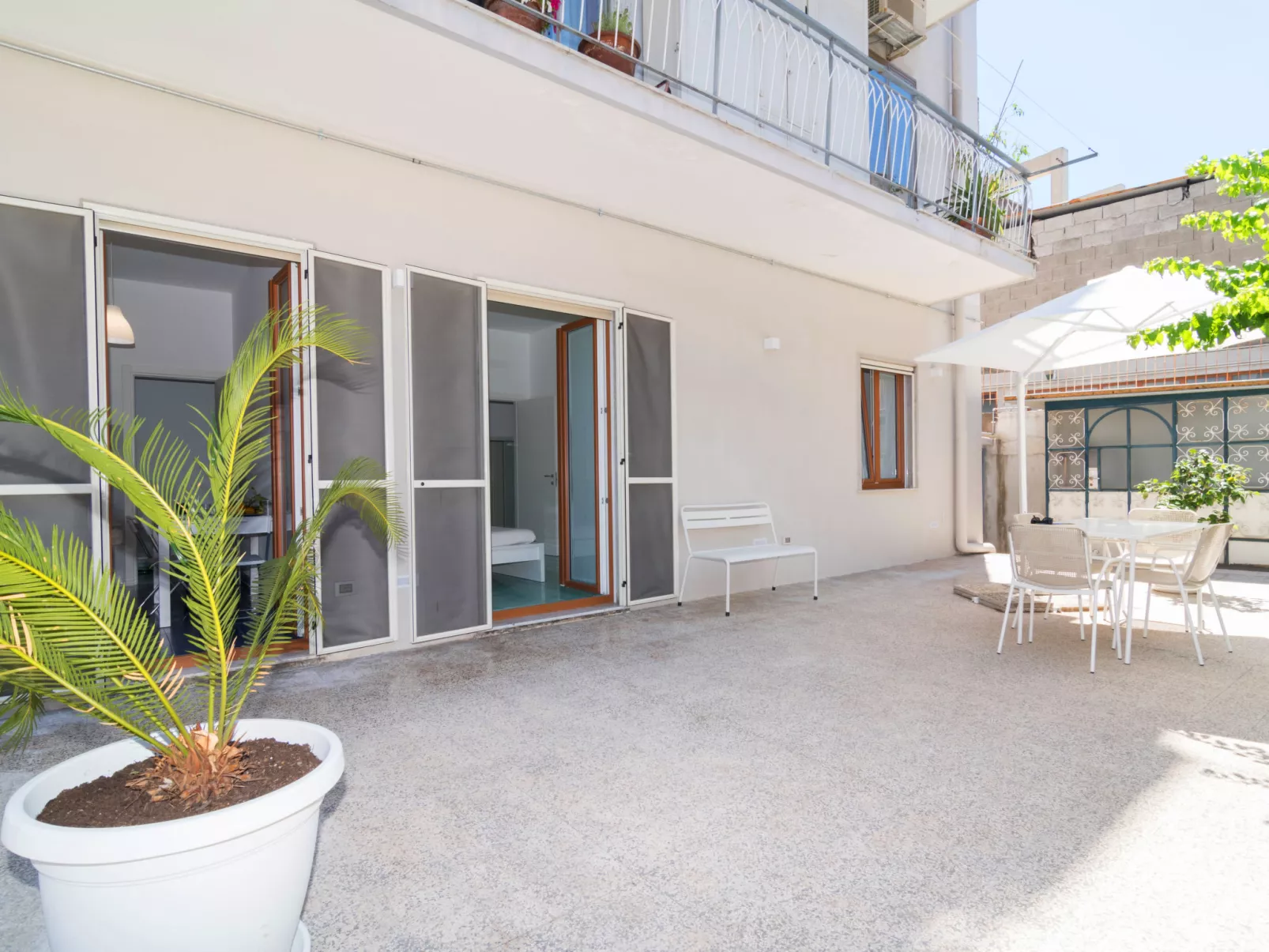 Bougainvillea Home-Outside