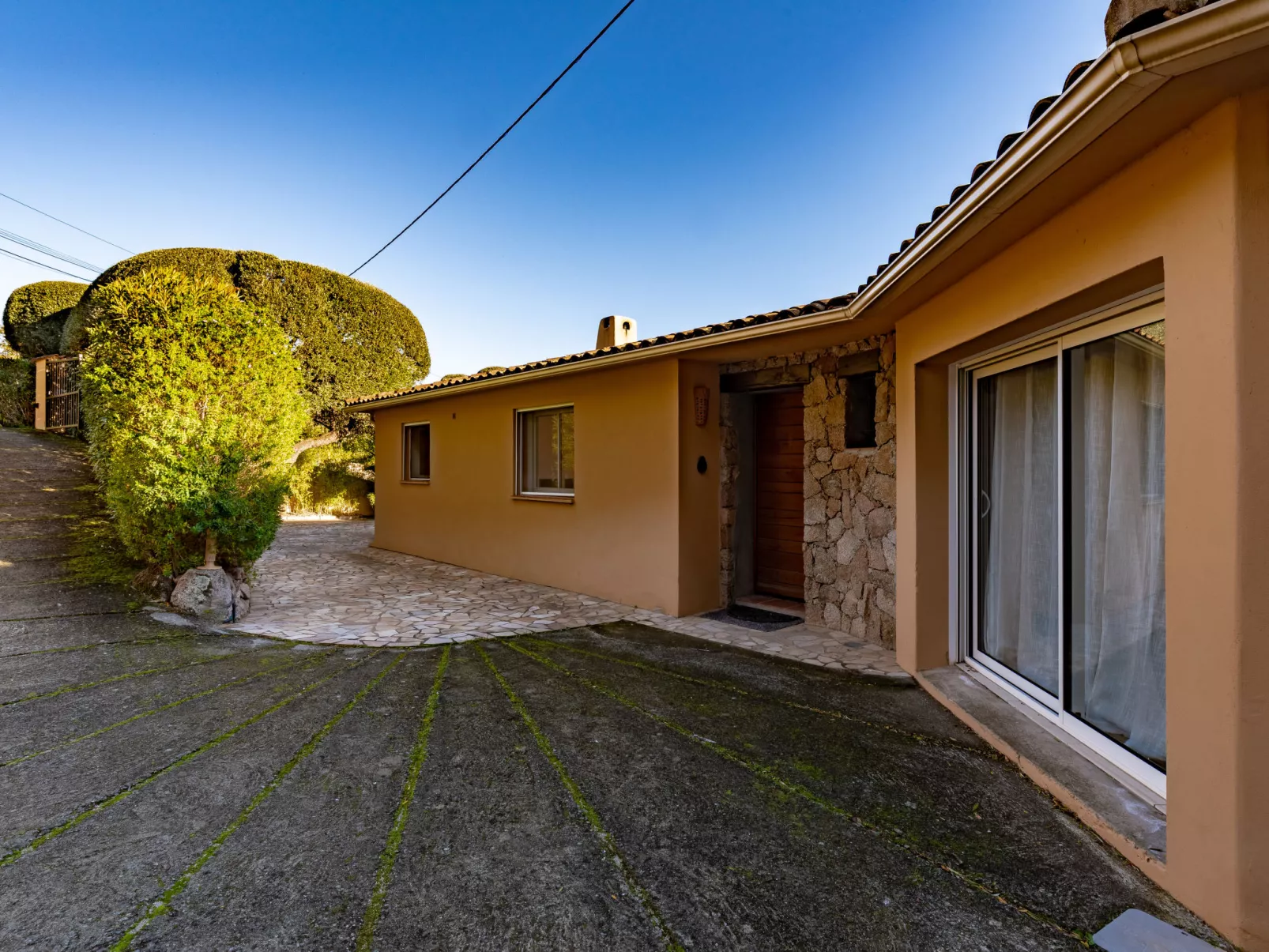 Villa Sognu-Outside