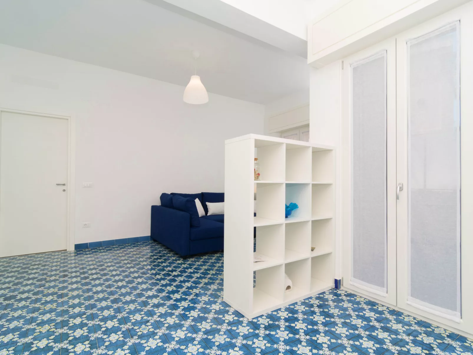 Bougainvillea Home-Inside