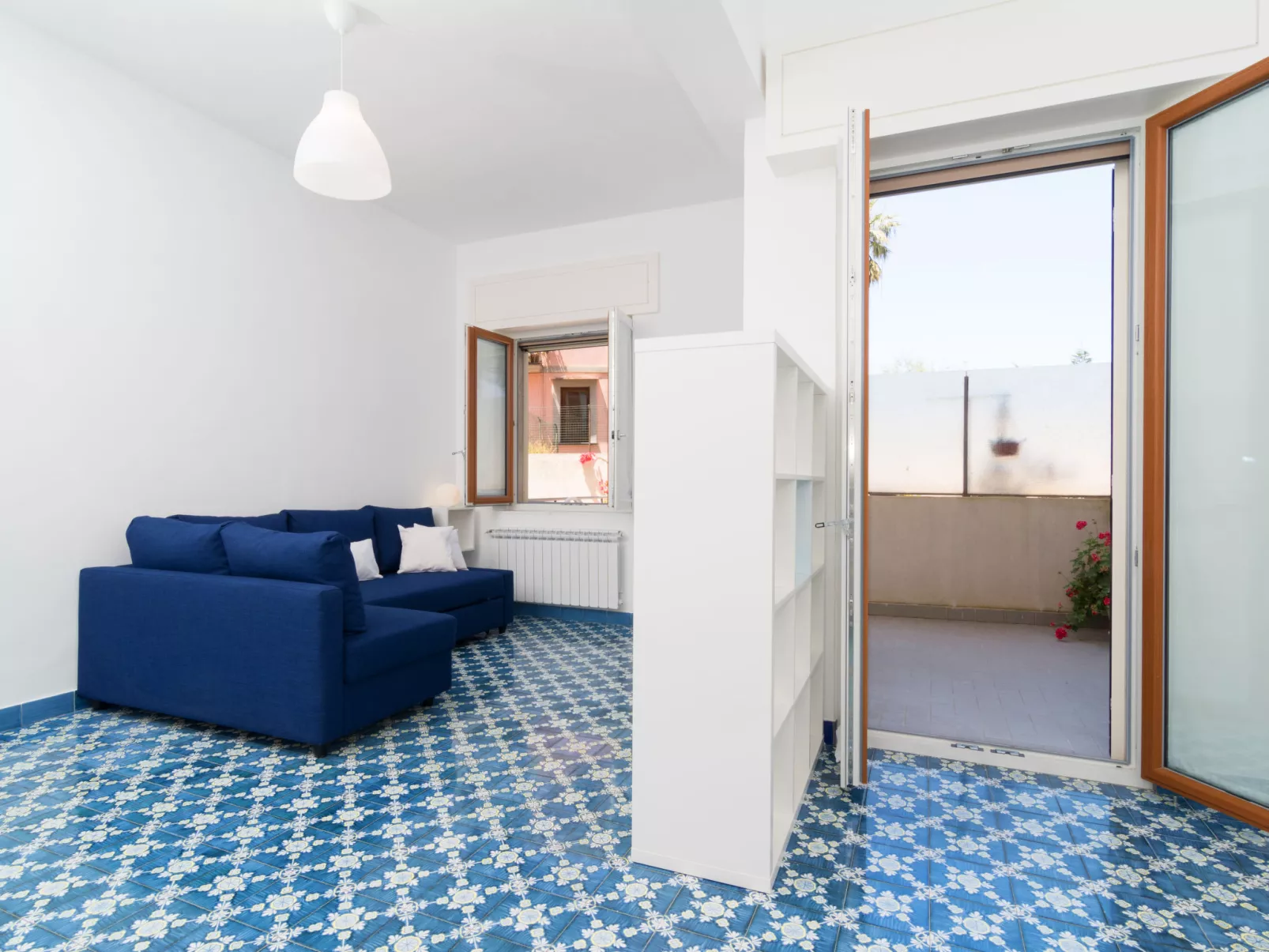 Bougainvillea Home-Inside