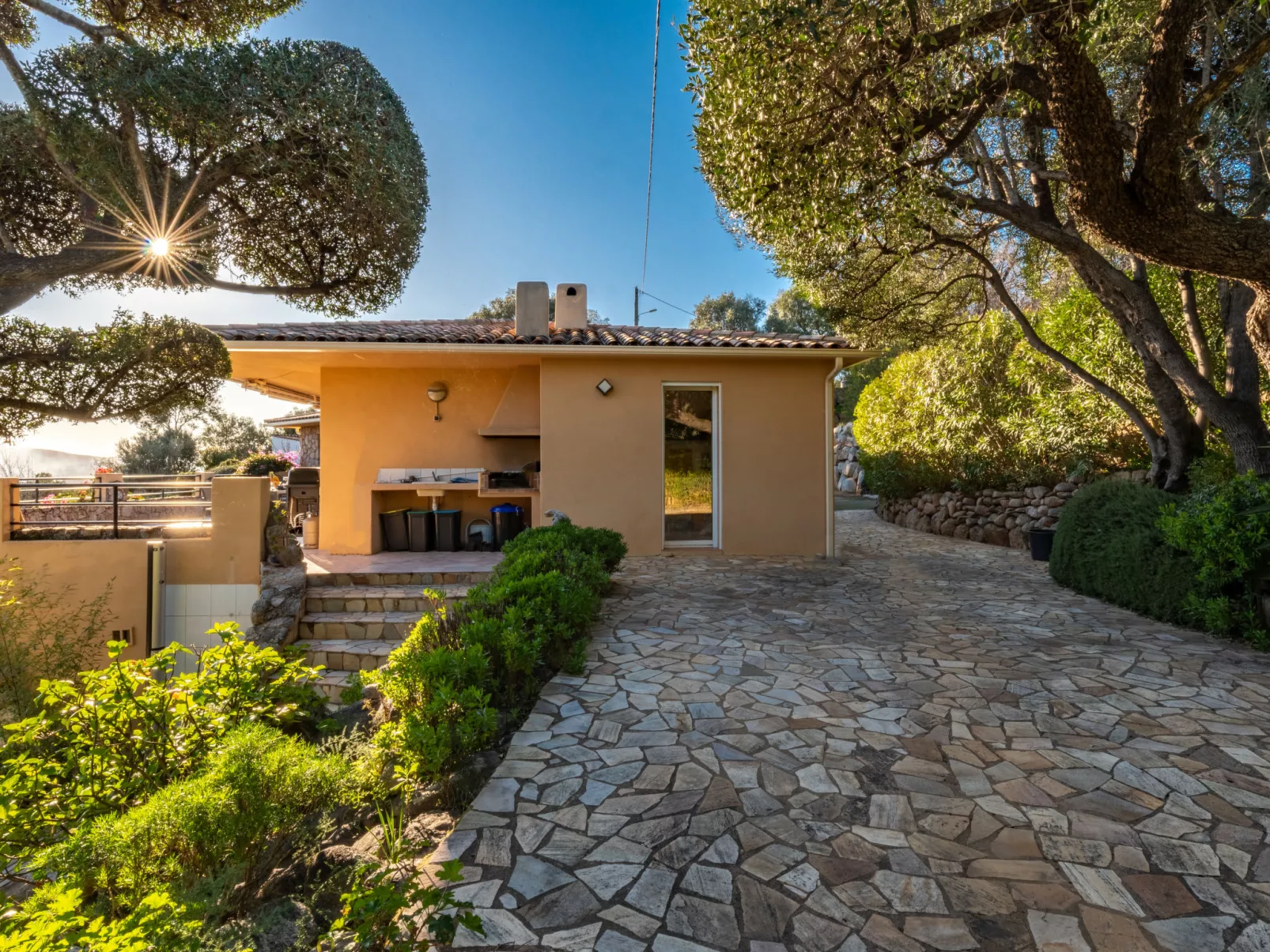 Villa Sognu-Outside
