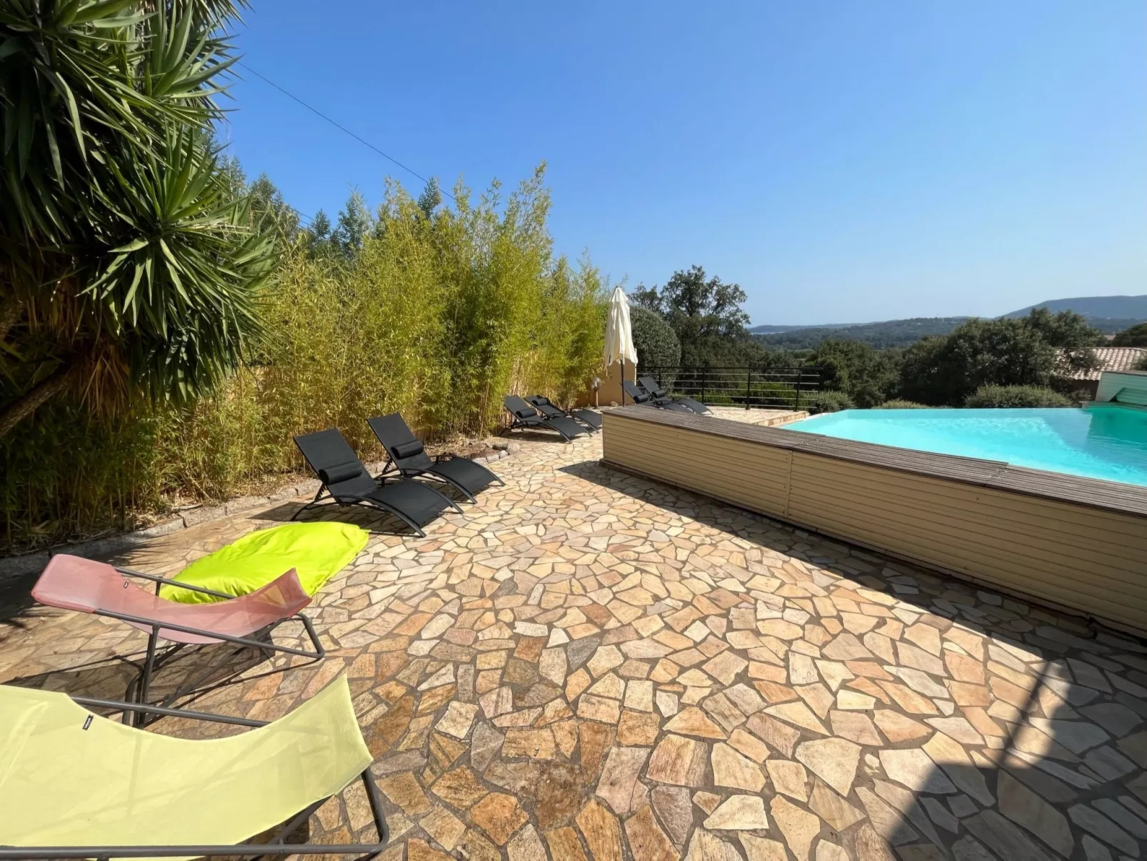 Villa Sognu-Outside