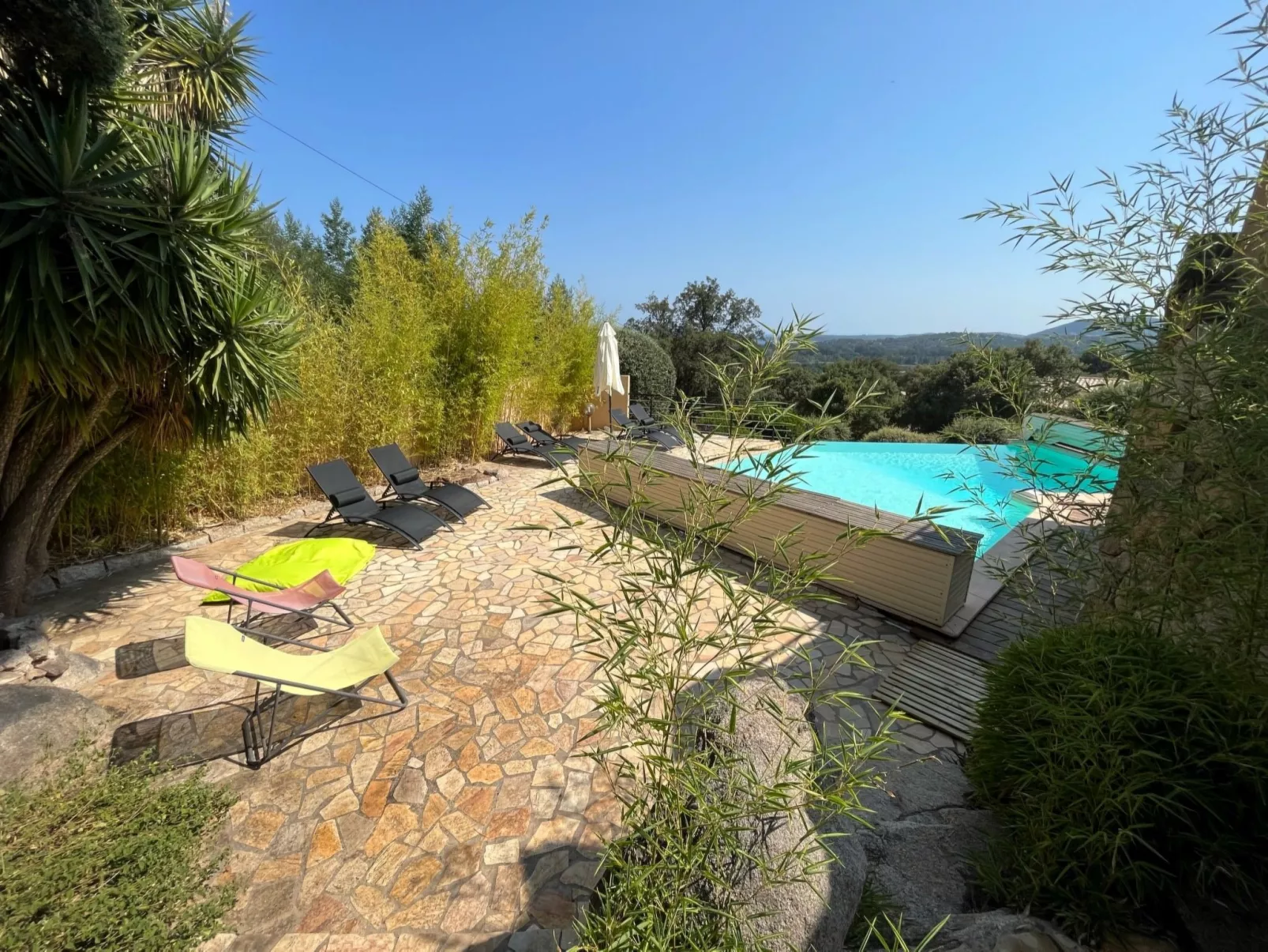 Villa Sognu-Outside