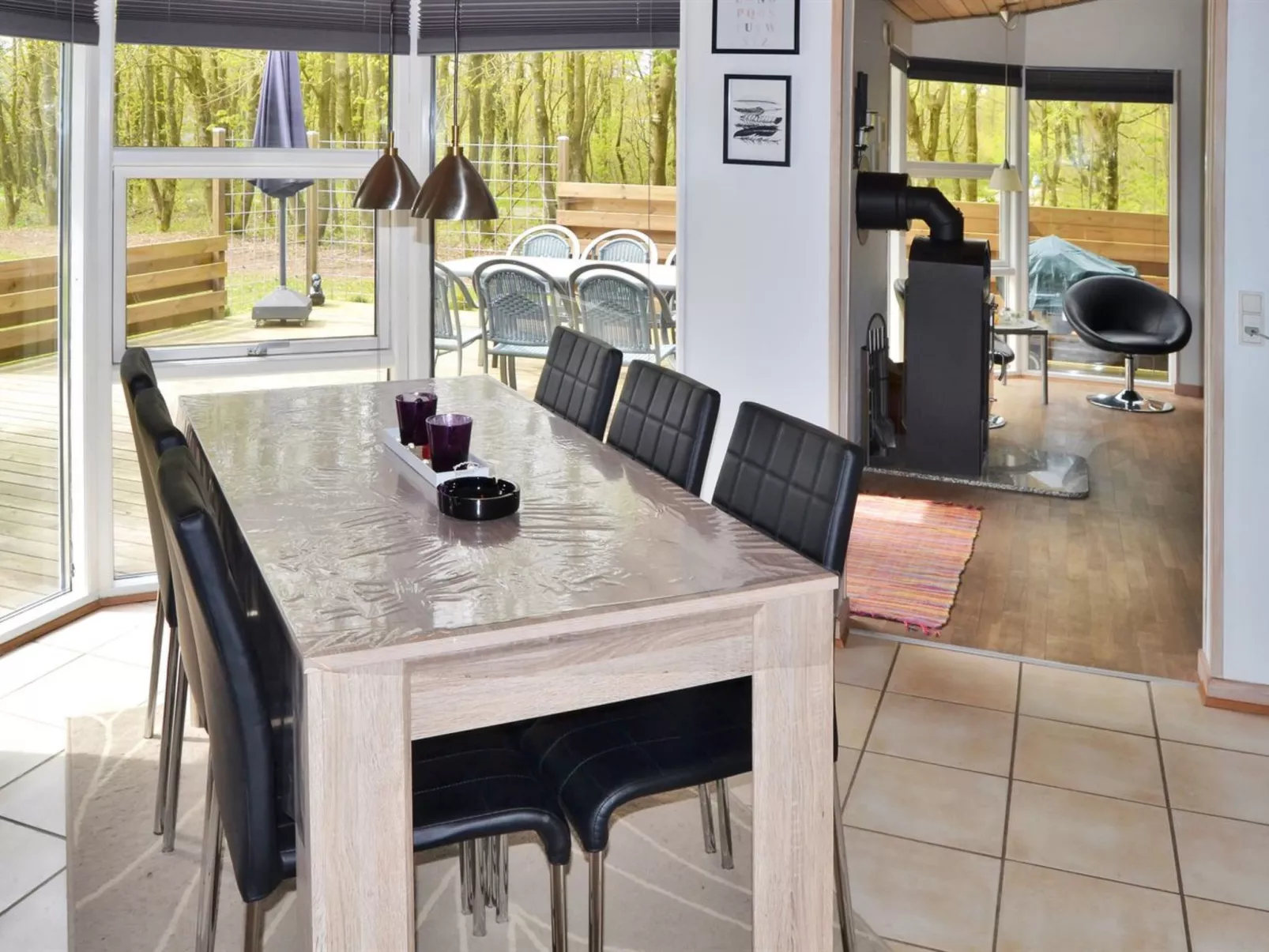 "Marret" - 30km from the sea-Inside