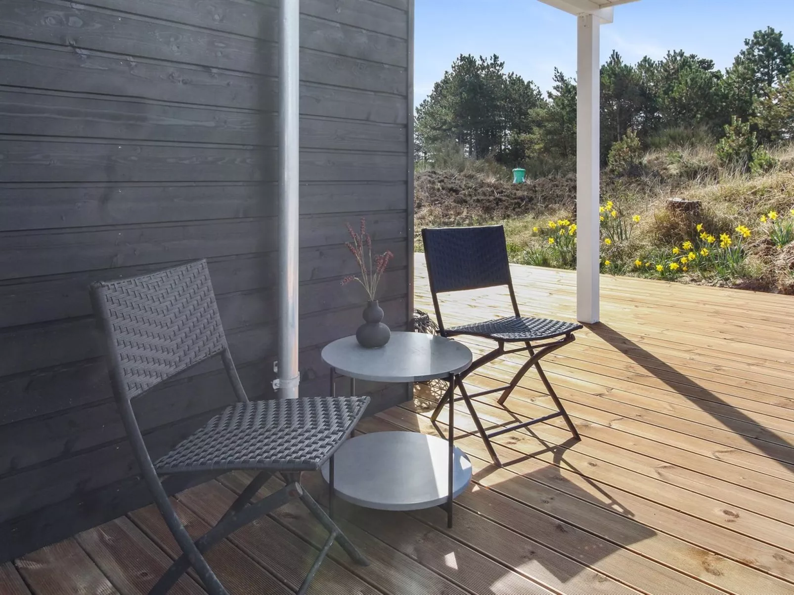"Minke" - 2.2km from the sea-Outside